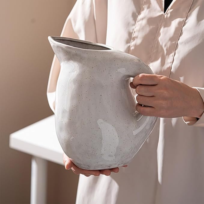 Vases Wabi-sabi Style Retro Ceramic Vase High-end Art Bottle Suitable for Vase Placement in Home Living Room and Office Desktop Vase