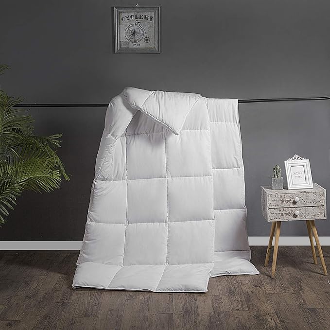 ACCURATEX Duvet Insert Super Queen Comforter 98x98- Fluffy Down Alternative Fill Hotel Collection Comforter,Lightweight Soft All Season Duvet Insert with Corner Tabs - Machine Washable,White