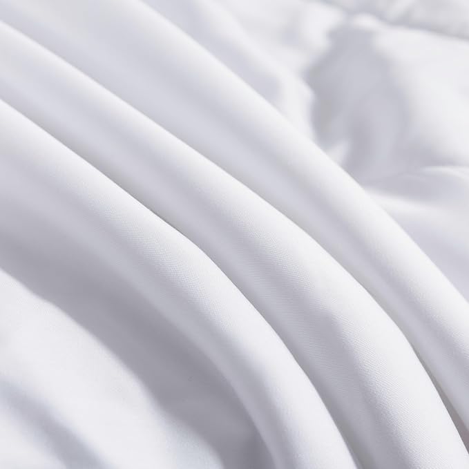 Feather and Loom 300 Thread Count Lyocell All Season Down Alternative Comforter - Eco-Friendly, Sustainable Fabric and Fiber, Hypoallergenic High Loft Fill, Machine Wash | Size: Full/Queen