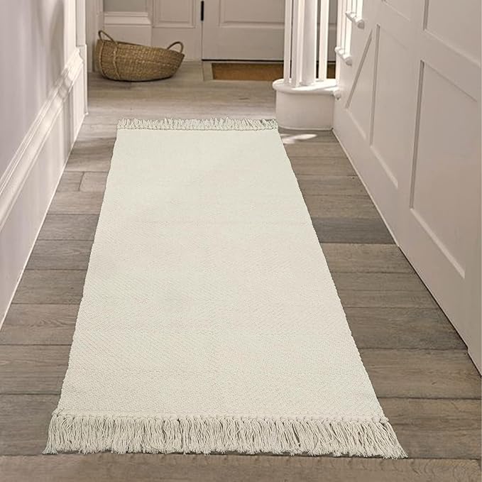 Collive Hallway Runner Rug, 2' x 5' Soft Washable Kitchen Runner Rug, White/Beige Contemporary Modern Laundry Room Rugs Indoor Hand-Woven Cotton Carpet for Bedroom Entryway Front Door Farmhouse