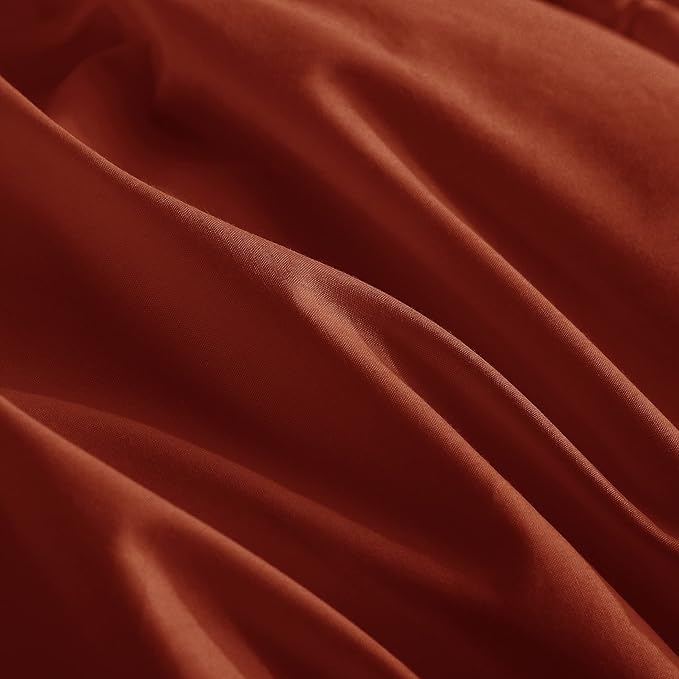 Feather and Loom Honeycomb Stitch Down Alternative All Season Comforter - Soft and Easy Care Microfiber Cover, Hypoallergenic High Loft Fiber Fill, Machine Washable - Color: Rust Size: Full/Queen