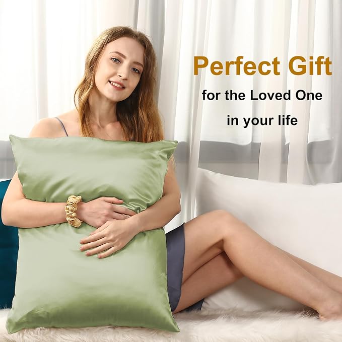 Ravmix Silk Pillow Cases with Zipper, 21momme Mulberry Silk Pillowcase for Hair Skin Health, Soft Smooth Breathable Cool Pillow Cover for Beauty Sleep with Gift Box 1PC(King 20"x36", Bean Green)