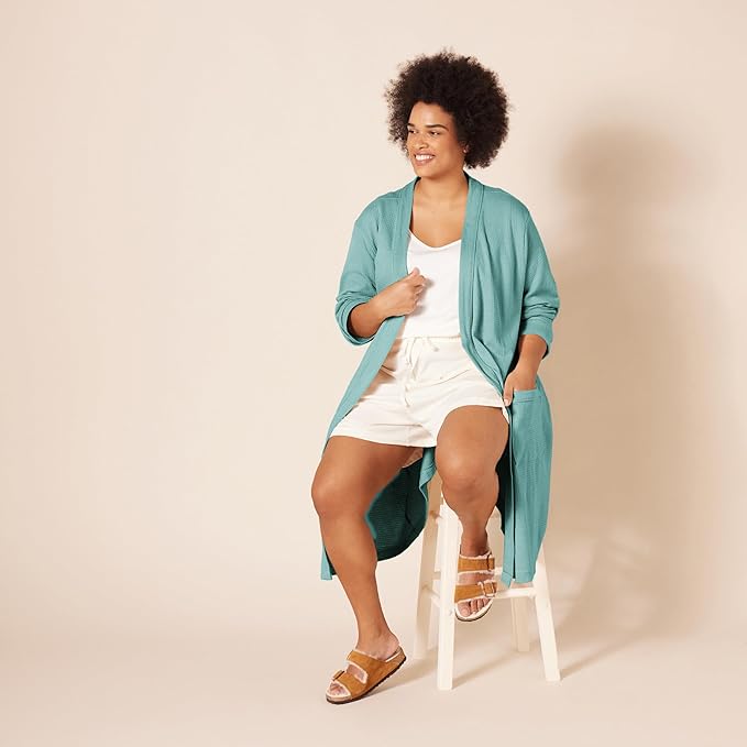 Amazon Essentials Women's Lightweight Cotton Waffle Mid-Length Bathrobe (Available in Plus Size)