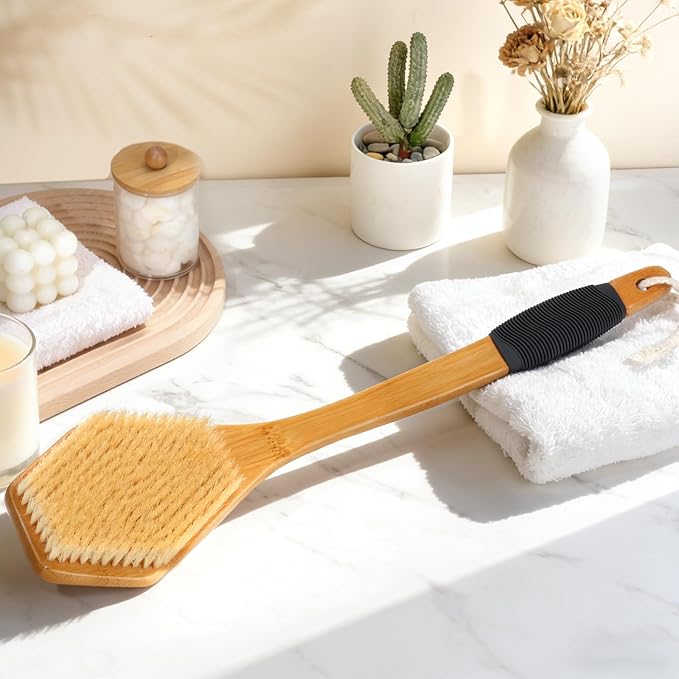 eaxun Bamboo Back Brush with Curved Long Handle, 17.5 Inches Shower Back Scrubber with Stiff Bristles for Men and Women, Exfoliating Body Washer Anti Slip Exfoliator for Bath or Dry Brushing