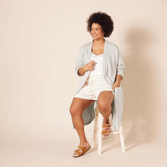 Amazon Essentials Women's Lightweight Waffle Full-Length Bath Robe with Pockets (Available in Plus Size)