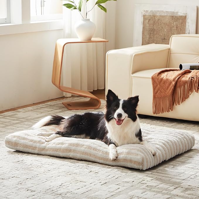 FURTIME Washable XL Dog Bed for Extra Large Dogs, Deluxe Dog Crate Beds Comfy Fluffy Kennel Pad Anti-Slip Pet Sleeping Mat, Machine Washable Dogs Pillow, 40"x27"x3.5", White