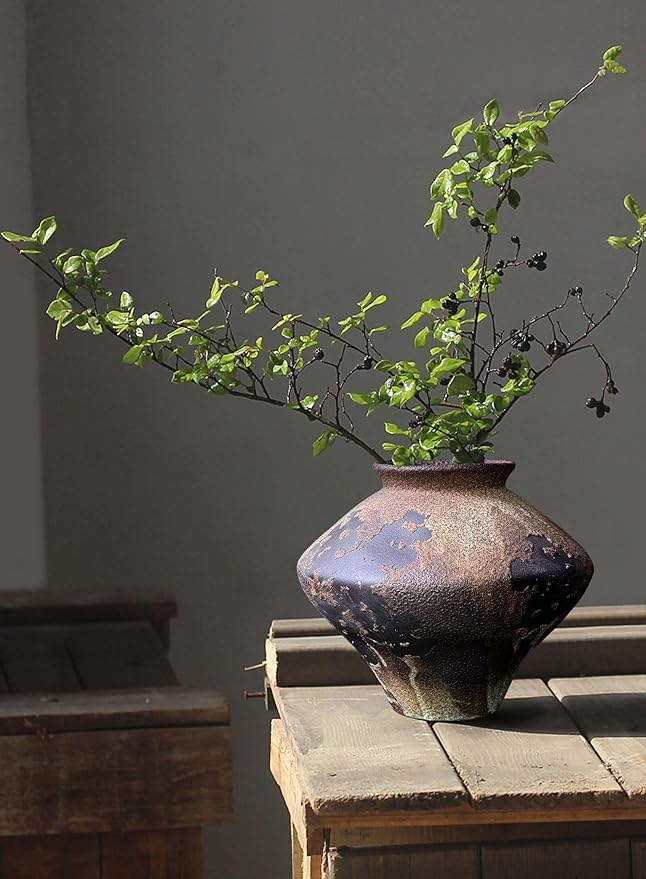 GeLive Rustic Brown Textured Ceramic Vase, 6.3-Inch Bulbous Wabi Sabi Boho Farmhouse Pottery, Distressed Vintage Accent Centerpiece for Dried & Fresh Flowers, Living Room Bedroom Office Home Decor