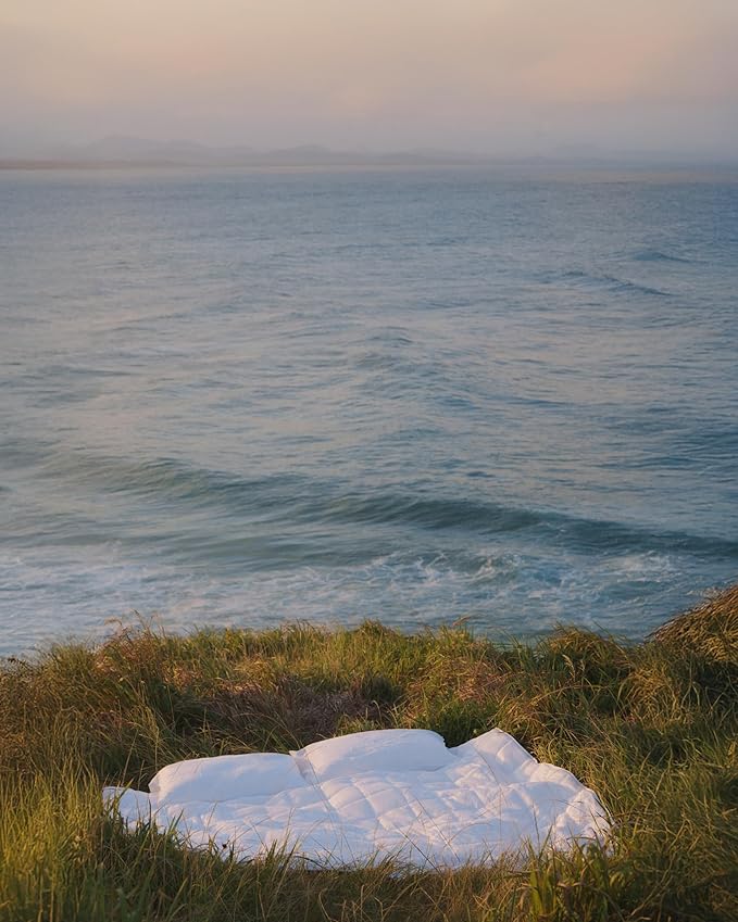 Bed Threads - Does-It-All Duvet Insert - 100% Plant-Based Lyocell Fill - 500 GSM - Medium Weight for All Seasons - Natural Down Alternative - Hypoallergenic & Vegan - Machine Washable - King/Cali King