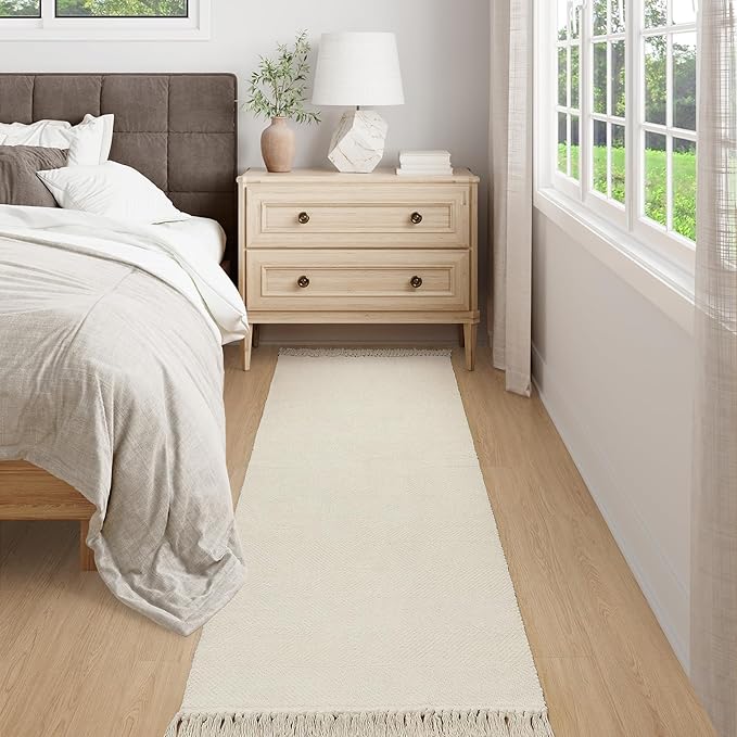Collive Long Hallway Runner Rug 2.6' x 7', Washable Runners Indoor Entryway Rug, White/Beige Braided Woven Kitchen Carpet Low Profile Front Door Mats for Laundry Room Bedroom Doorway