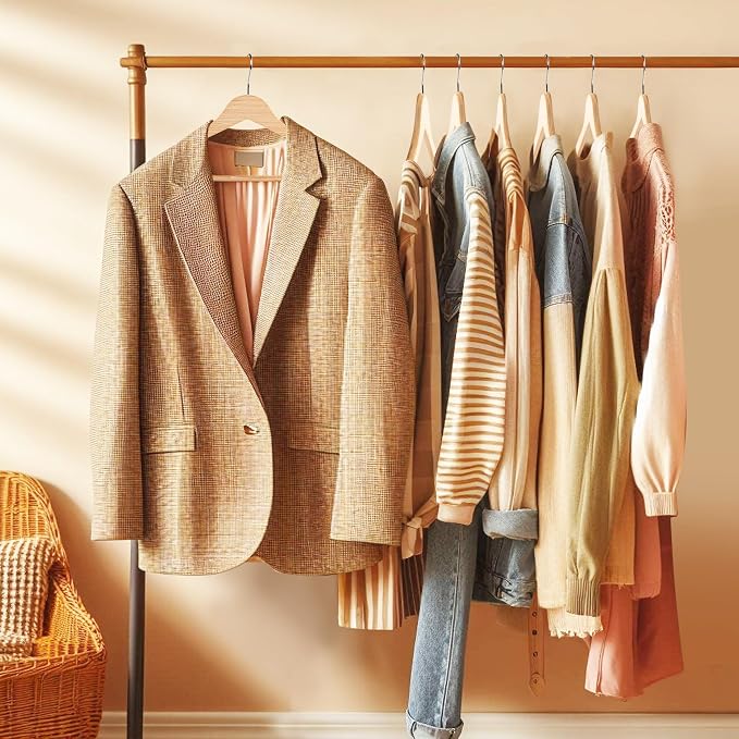 Quality Hangers Premium Slim Wooden Hangers 120 Pack - Thin Space Saving Hangers with 360 Degree Swivel Hook & Shoulder Groves Types of Clothing – Natural (120, Natural)