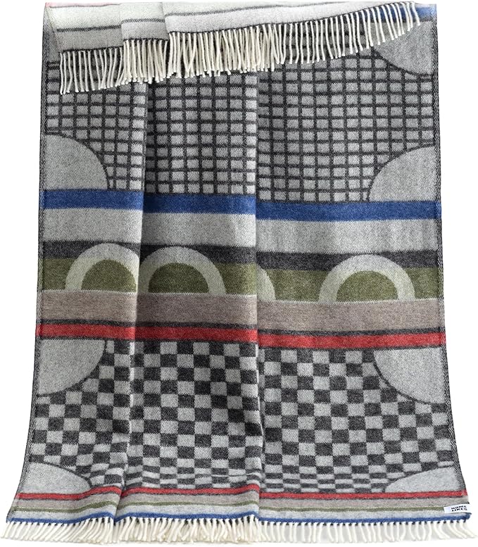 JJ Textile Geometric Throw New Wool & Recycled Merino Sheep Wool- Soft & Cosy with a Reversible Design - Sustainable Throw for Bed, Sofa & Home Decor - Large Blanket 190cm x 130cm.