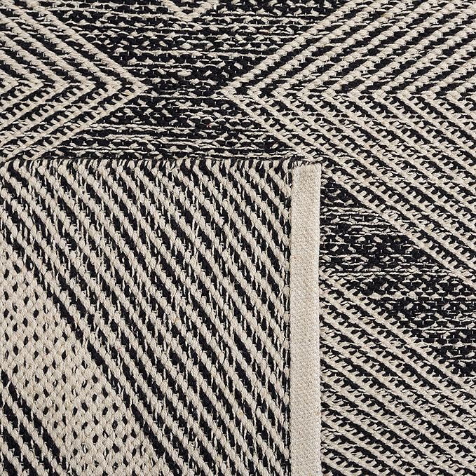 SAFAVIEH Montauk Collection Runner Rug - 2'3" x 17' Runner, Black, Handmade Cotton, Trellis Design, Ideal for The Living Room, Bedroom, Dining Room (MTK821D-217)