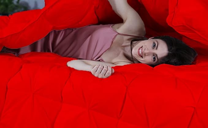 Hypoallergenic 1000-TC Pinch Pleated Down Alternative Comforter California King Size 102 x 96 Inches 1pc Comforter & 2 pcs Pillow Covers, 700 GSM & All Side Corner Tabs 100% Egyptian Cotton