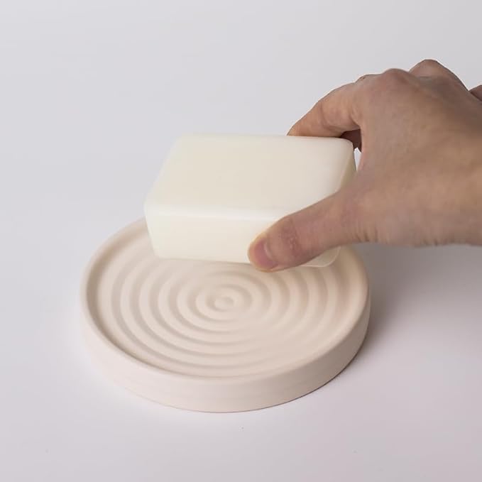 Selegna Diatomite Round Soap Dish & Soap Holder, Quick-Dry Drying Stone Bar Soap Tray with Ripple Pattern, Water-Absorbing Diatomaceous Earth Vanity Tray for Bathroom & Kitchen Countertop