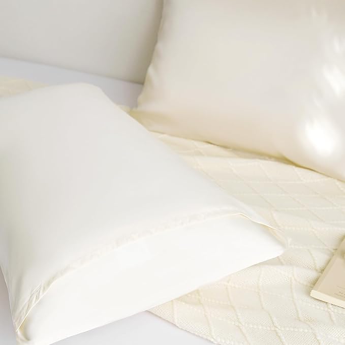 100% Tencel Pillowcase, Hair and Skin Friendly, Soft and Smooth，Cooling Silk Pillowcases for hot Sleepers,Queen Pillowcases Set of 2,Hair and Skin Friendly, Cream White, 20x30In