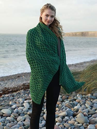 Aran Woollen Mills Carraig Donn Irish Cable Knit Blanket Celtic Throw - 100% Merino Wool Made in Ireland 40"x 55" (102 x 140 cm)(Kiwi/Connemara Green)