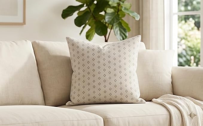 SanVia Cotton Throw Pillow Covers 20x20 – Handwoven Jacquard Texture, Fade-Resistant, No Pilling – Hidden Zipper, Decorative Cushion Cover for Sofa, Couch, Bed – Insert Not Included (Geometric, White)