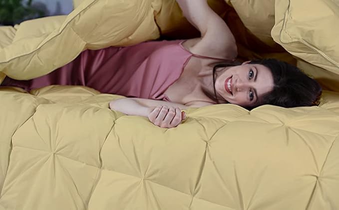 Hypoallergenic 1000-TC Pinch Pleated Down Alternative Comforter California King Size 102 x 96 Inches 1pc Comforter & 2 pcs Pillow Covers, 700 GSM & All Side Corner Tabs 100% Egyptian Cotton