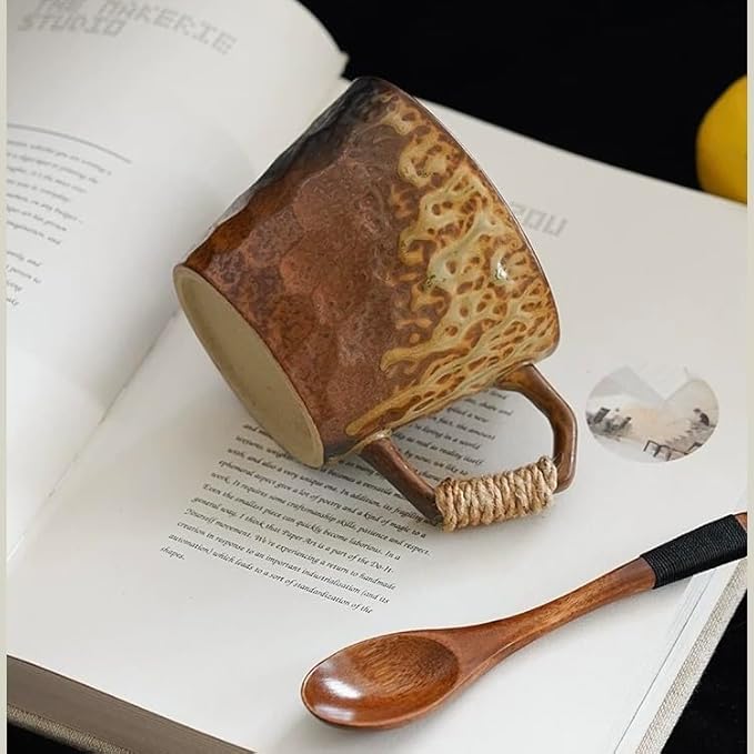 10oz Retro Vintage Japanese Style Handmade Ceramic Tea Cup with Handle, Lead-Free Reactive Glaze Artisanal Coffee Mug, Handmade Pottery Tea Mug for office and home,for Latte and Cappuccino,Brown