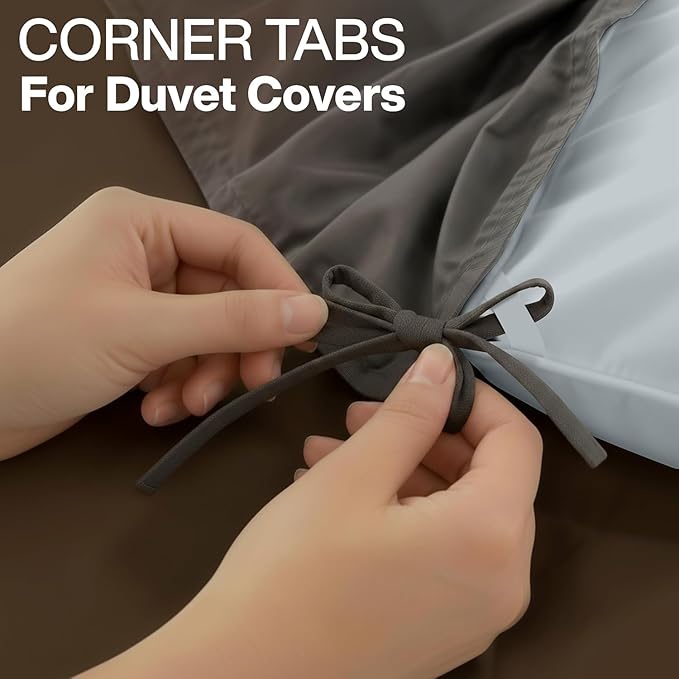 Utopia Bedding Comforter Duvet Insert, Quilted Comforter with Corner Tabs, Box Stitched Down Alternative Comforters California King Size (Light Grey)