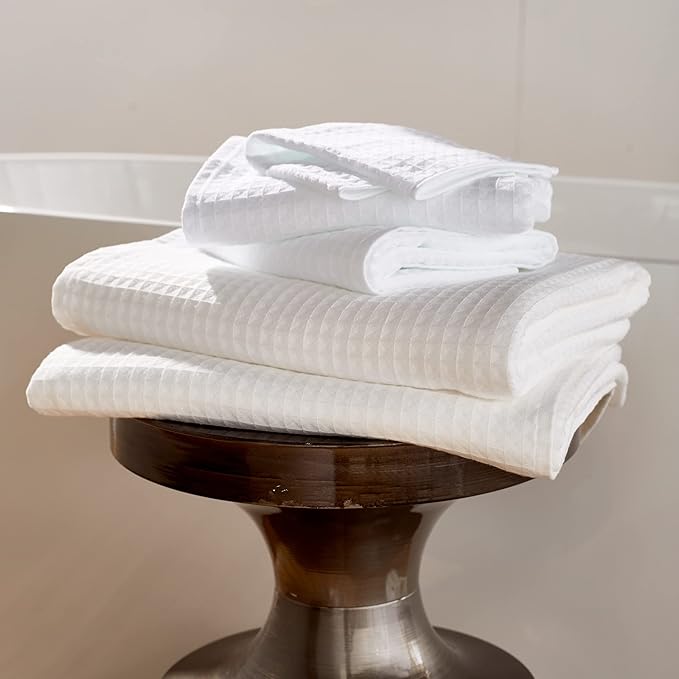 UCHINO Waffle Twist Cotton Weave Washcloth Towel for Bathroom Lightweight Absorbent Quick Dry Honeycomb Texture Solid Terry Loop Reverse 13" x 13", 1 Wash Cloth, White