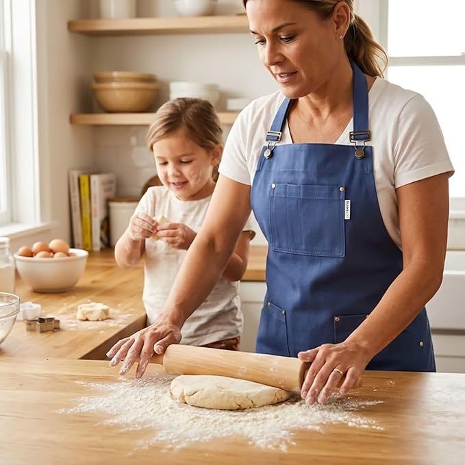 CatCora Kitchen Apron, Black, Heavyweight Cotton Canvas, Spill-Shedding Finish, Full Coverage, Fade-Safe, 3 Pockets, Unisex
