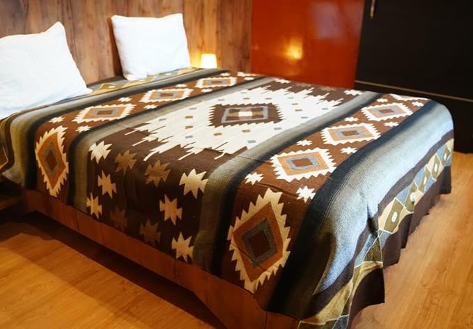 AHUAY Premium Hypoallergenic Alpaca Wool Blanket – Queen Size 94X78 - Ultra Soft Warm Lightweight Andean Geometric Throw, Handmade in Ecuador (Tungurahua Brown Coffee)