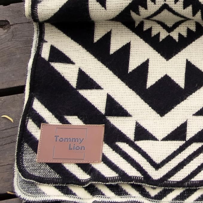 Tommy Lion - Cozy Alpaca & Merino Wool Blanket 80/20, 80x45 in, Soft, Warm, Lightweight, Hypoallergenic & Breathable.Real Alpaca,Ideal for Bed, Sofa, Camping, Travel & Car Survival Kit- Black&White