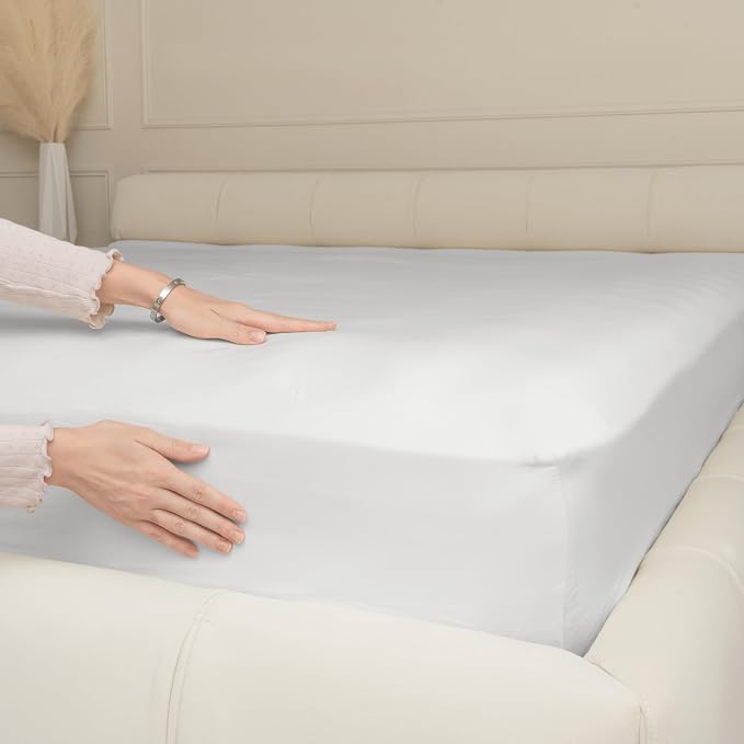 Organic Cotton Queen Fitted Sheet - 400 Thread Count, 100% GOTS Certified Organic Cotton, Chemical-Free, Cooling, Deep Pocket, Soft Sateen Weave, Hypoallergenic, Queen Elastic Fitted Sheet (White)