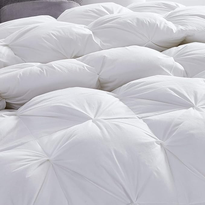 Luxurious Twin/Twin XL Goose Down Comforter, Unique White Pinch Pleat, 600 Thread Count, 100% Egyptian Cotton Cover, 65 Oz Fill Weight, 750 Fill Power