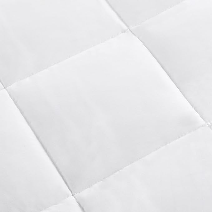 Amazon Basics White Down Alternative Comforter and Duvet Insert with Corner Tabs, Machine Washable, Full/Queen, All-Season