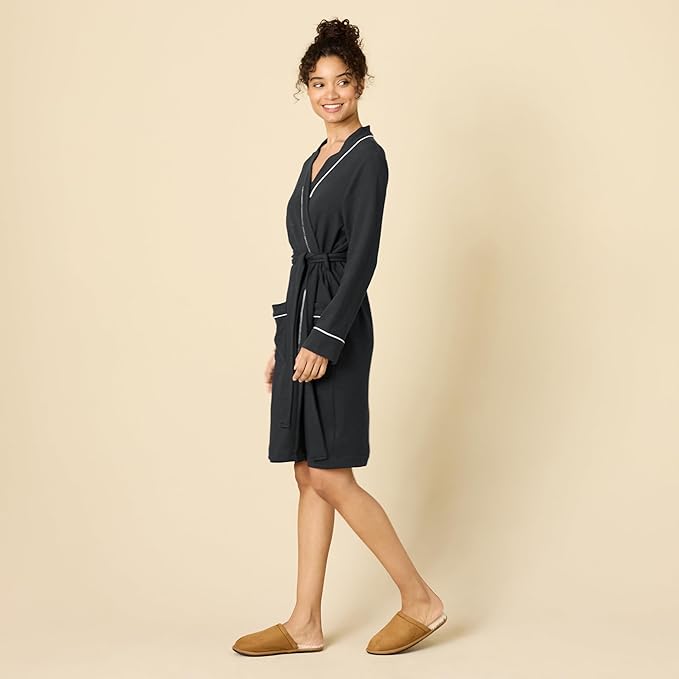 Amazon Essentials Women's Lightweight Waffle Full-Length Bath Robe with Pockets (Available in Plus Size)