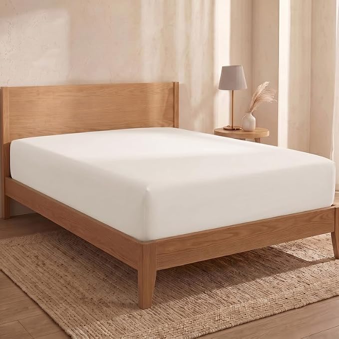 Bioweaves 100% Organic Cotton 1 King Size Fitted Sheet Only | 300 Thread Count Sateen Weave GOTS Certified with Deep Pocket - Cream