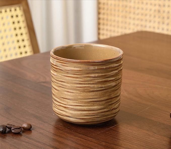 Japanese retro ceramic teacups, coffee cups, and water cups, suitable for restaurants, homes, and offices, brown.