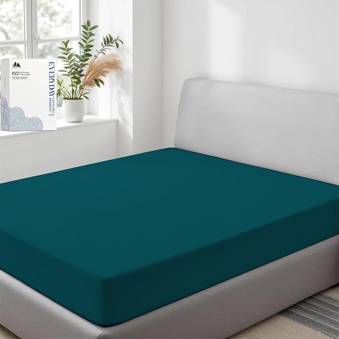 Mayfair Linen 100% Organic Cotton Percale Weave Fitted Sheet Full Size, Teal, 1 Deep Pocket Full Fitted Sheet, Fits Mattress Upto 16" Crisp and Cool Bed Linen, Luxury GOTS Certified Sheets