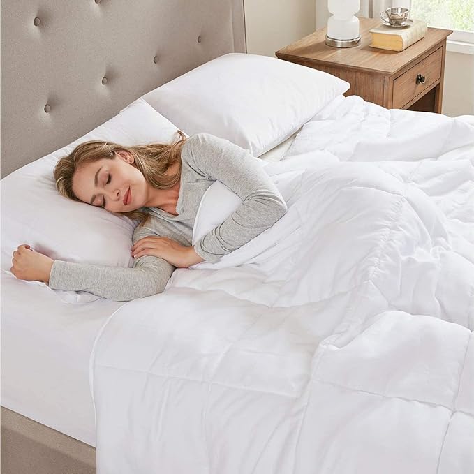 All Season Hypoallergenic Luxurious Down Alternative Cotton Comforter, Ultra-Soft 750 Fill-Power Full Size Measures 82" x 86", White