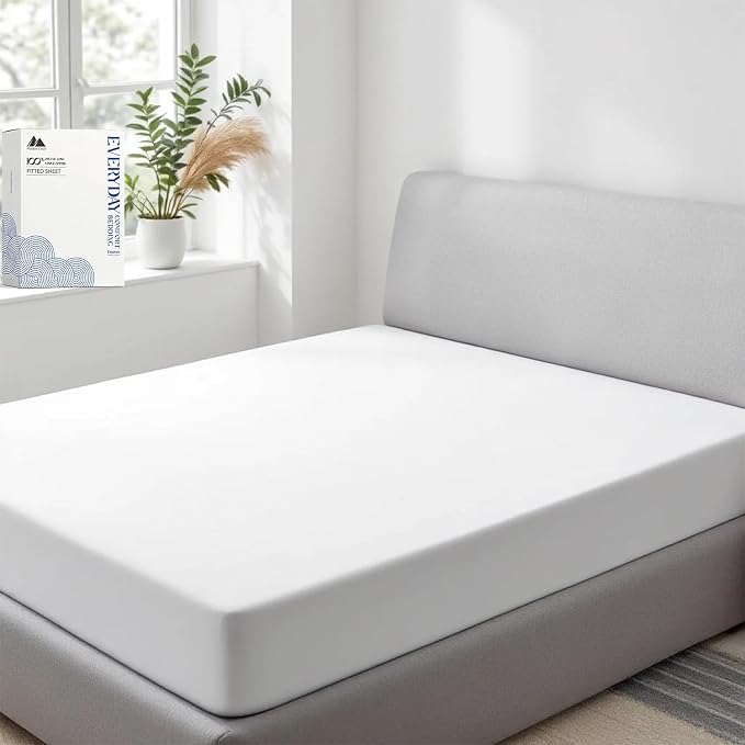 Mayfair Linen 100% Organic Cotton Percale Weave Fitted Sheet Twin Size, White, 1 Deep Pocket Twin Fitted Sheet, Fits Mattress Upto 16" Crisp and Cool Bed Linen, Luxury GOTS Certified Sheets