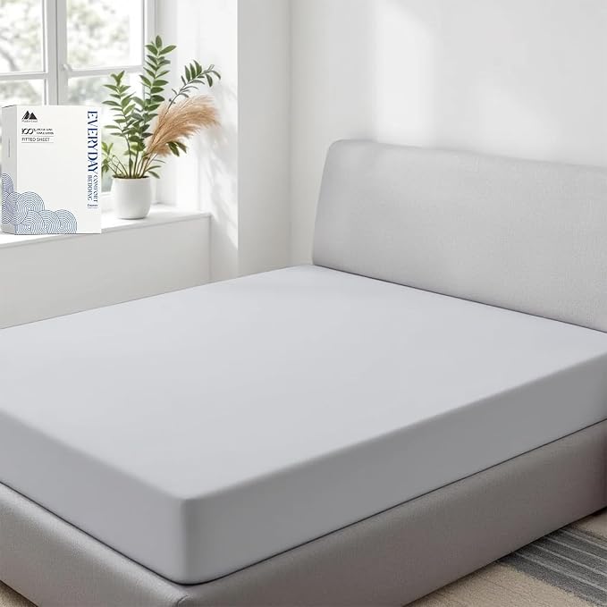 Mayfair Linen 100% Organic Cotton Percale Weave Fitted Sheet California King Size, Light Grey, 1 Deep Pocket Cal King Fitted Sheet, Fits Mattress Upto 16" Crisp & Cool Bed Linen, Luxury GOTS Certified