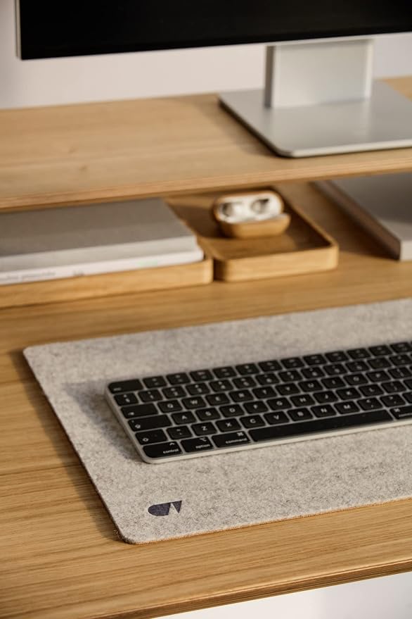 Oakywood Craft 100% Merino Wool Felt & Cork Desk Mat Sustainable, Handmade Wool Felt Desk Pad with Cork Base for Comfort and Stability Grey 90x30cm (35,4x11,8 in)