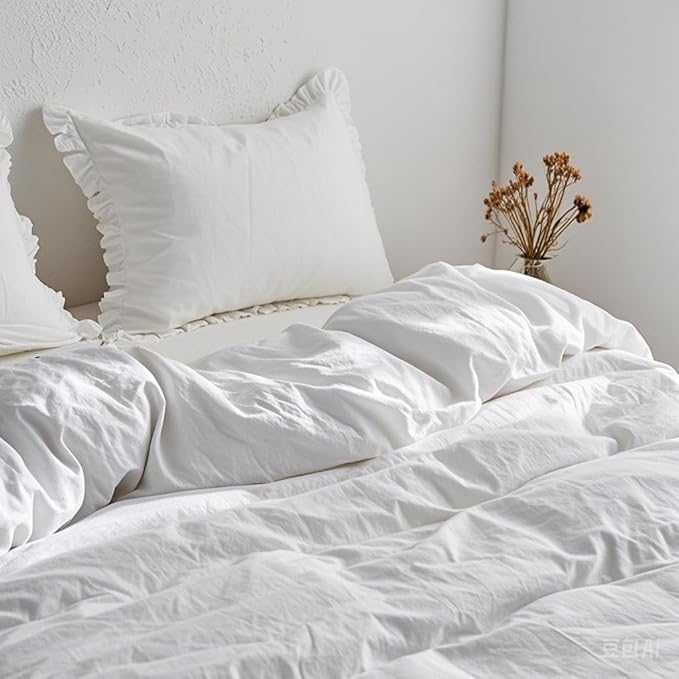 Simple&Opulence 100% Linen Duvet Cover Set, 3 PCS Natural French Flax White Ruffle Duvet Cover King Size, Breathable Comfy Linen Bedding Comforter Cover with 2 Pillowcases (White, 104" X 92")