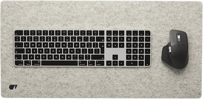 Oakywood Craft 100% Merino Wool Felt & Cork Desk mat – Sustainable, Handmade Wool Felt Desk pad with Cork Base for Comfort and Stability – 100% Merino Wool & Cork – Stone Grey 62x30cm (24.41x11,8 in)