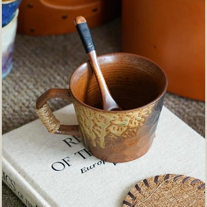 10oz Retro Vintage Japanese Style Handmade Ceramic Tea Cup with Handle, Lead-Free Reactive Glaze Artisanal Coffee Mug, Handmade Pottery Tea Mug for office and home,for Latte and Cappuccino,Brown