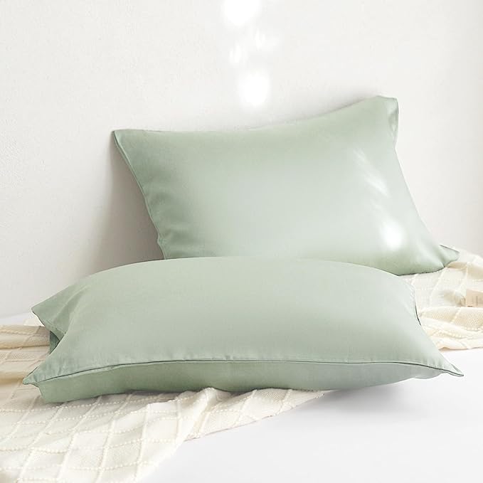100% Lyocell Silk Pillowcase 2-Pc Tencel Pillowcases Silky Smooth Cooling Pillow Covers for Hot Sleepers 20x30 Inches (Green, 20x30in)