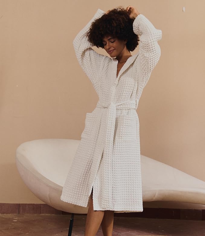 Luxury Organic Japanese Cotton Hotel & Spa Waffle Bathrobe for Men and Women (Hooded/Kimono)