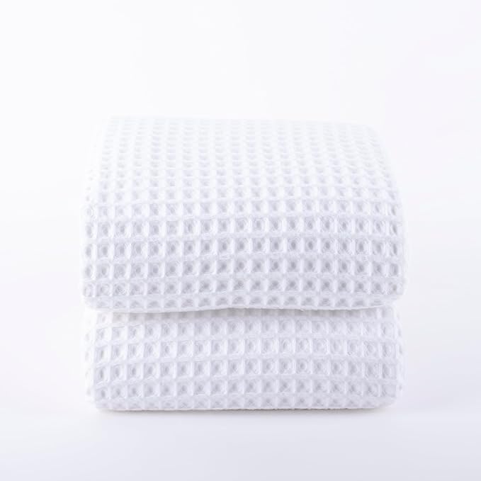 PÜSKÜL Pack of 2 Waffle Bath & Spa Towels - Premium 100% Turkish Organic Cotton - Quick Dry Thin Bath Towel for Bathroom - Made in Turkey (White, 32x63 inch)