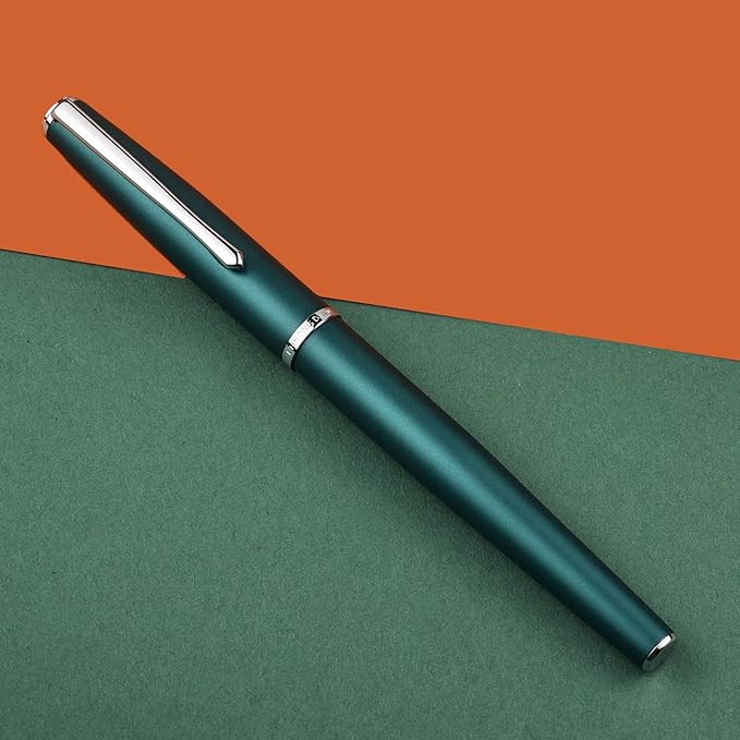 Hongdian 920 Green Metal Fountain Pen Medium Nib Classic Pen, Includes Refillable Converter and Pen Pouch