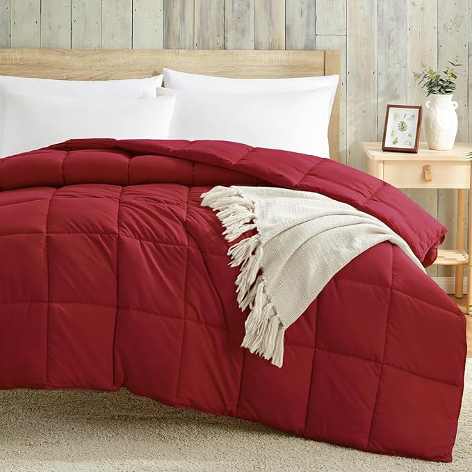 Homelike Moment Comforter King Size - Red Duvet Insert Down Alternative Bed King Comforter, Lightweight Bedding Comforters Quilted Soft All Season Solid Red