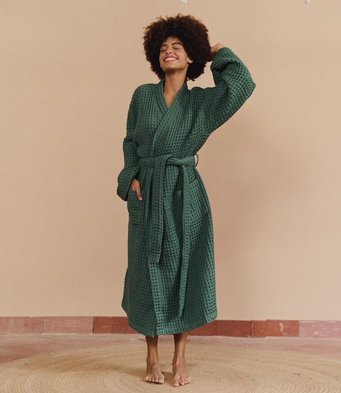 Luxury Organic Japanese Cotton Hotel & Spa Waffle Bathrobe for Men and Women (Hooded/Kimono)