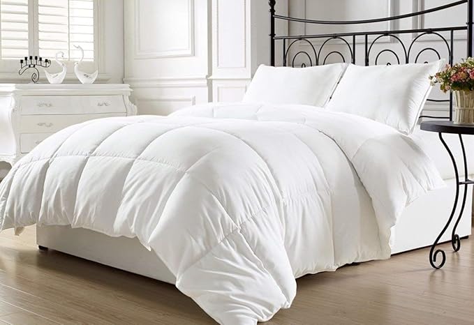 Luxurious and Hypoallergenic 600 Thread Count 1 Piece Down Alternative Comforter 100% Egyptian Cotton Solid (Full/Queen, White)