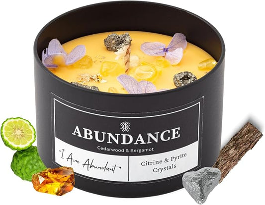 Abundance Crystal Candle – Citrine & Pyrite Crystals for Wealth & Success. Infused Cedarwood & Bergamot Scented Manifestation Candle with Gold Leaf & Hydrangea. Spiritual Gifts for Women